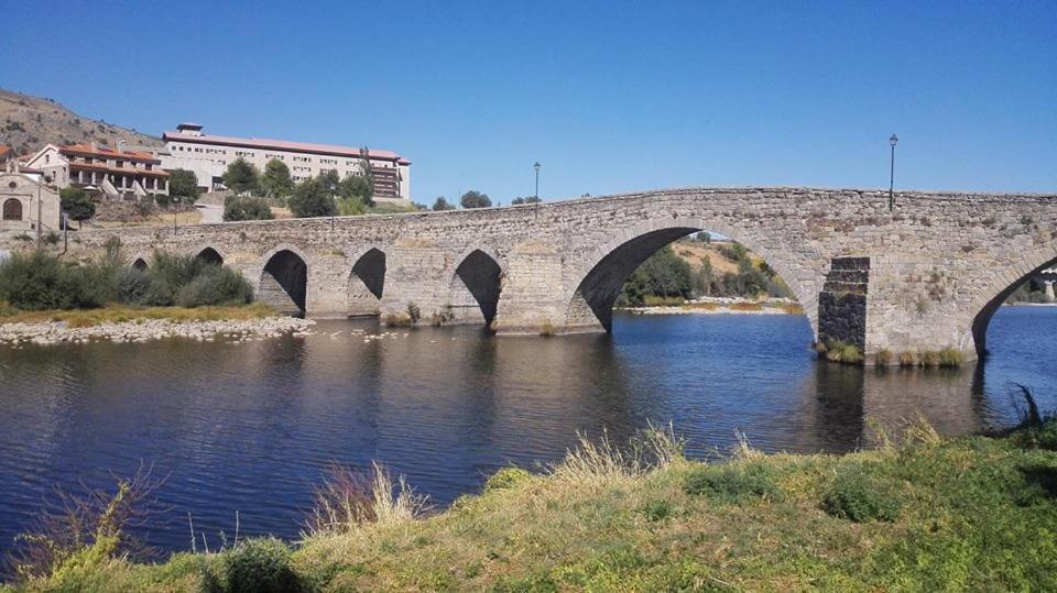 Casa Rural Rosa Magica Lancharejo Bagian luar foto